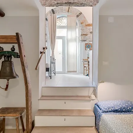 Apartment Pealess House *