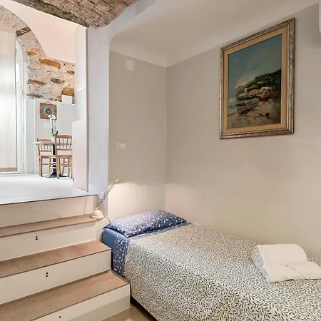 Apartment Pealess House La Spezia